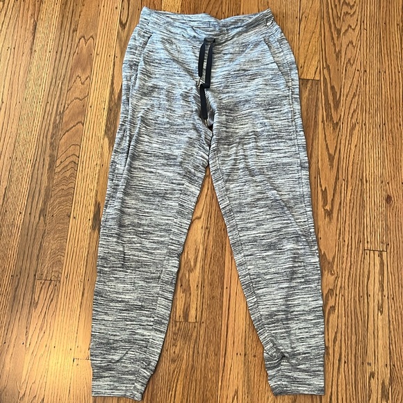 Lululemon Ready to Rulu Joggers - Picture 2 of 8